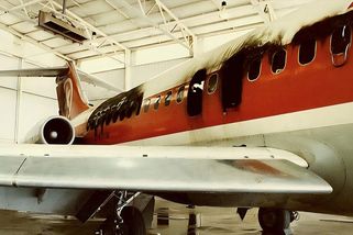 Hrůza na palubě letounu DC-9: Požár v cestovní hladině a nouzové přistání poslepu děsí i po letech - Médium.cz
